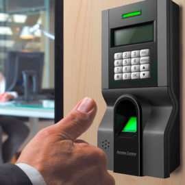 Control horario biométrico y RGPD: requisitos legales y límites según la AEPD (Guía práctica) Control horario biométrico y RGPD: requisitos legales y límites según la AEPD (Guía práctica)